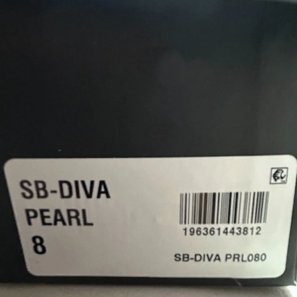 Betsey Johnson SB-Diva Pearl Short Boot Western Cowgirl Women 8 NWB Bridal - Picture 12 of 13